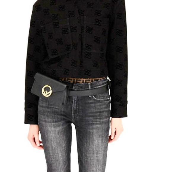 Fendi Logo Belt Bag, Black 100% leather - Picture 7 of 8
